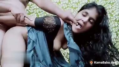 Desi MMS of a man fucking his young wife in doggy style