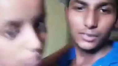 Indian dehati lovers kiss and fondle