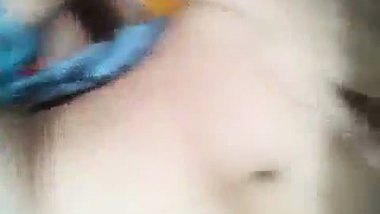 New solo nude video of a beautiful desi girlfriend