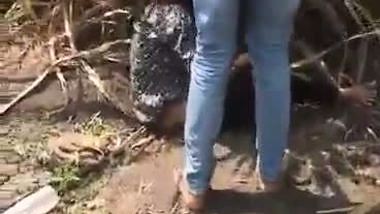 Indian outdoor sex of a guy and his GF in the bushes