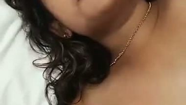 Pussy fingering before fucking of smiling girlfriend