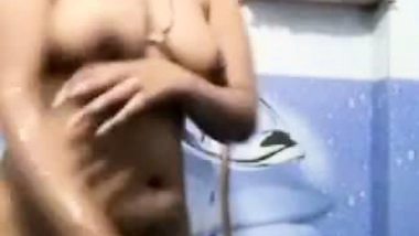 Cute bhabhi bathing naked video MMS latest release