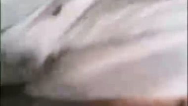 Hijabi lady sucks a professor’s dick in Pakistani sex video