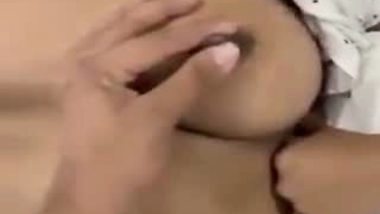 South Indian guy licks his GF’s shaved pussy and fucks