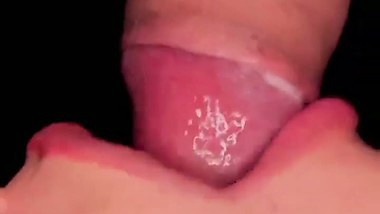 Mindblowing Indian blowjob and cum swallowing