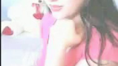Sexy Indian girl Renu on webcam chatting with...