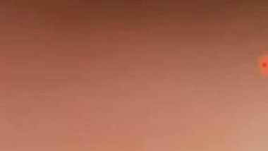 Desi XXX bitch shows her gorgeous boobs and pussy on video call