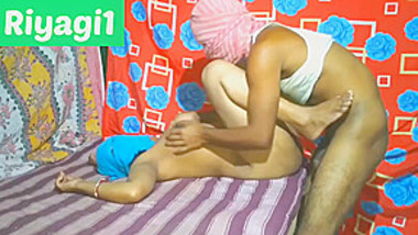 Desi Boudi With First Time Sex