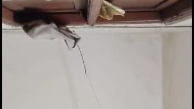 Watchman uncle fucking neighbor big boobs wife pussy